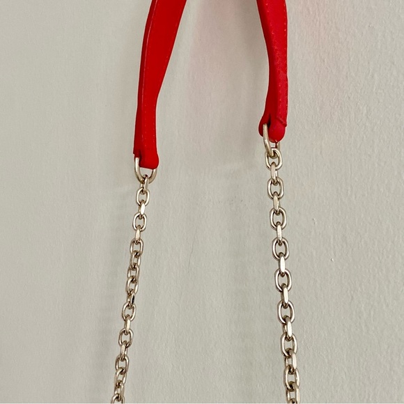 Stuart Weitzman NIB Red Leather Chain Crossbody - Picture 6 of 14